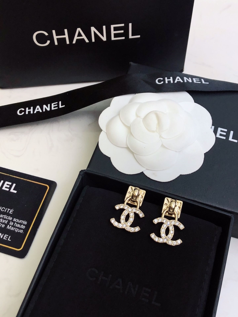 Ch**el earrings